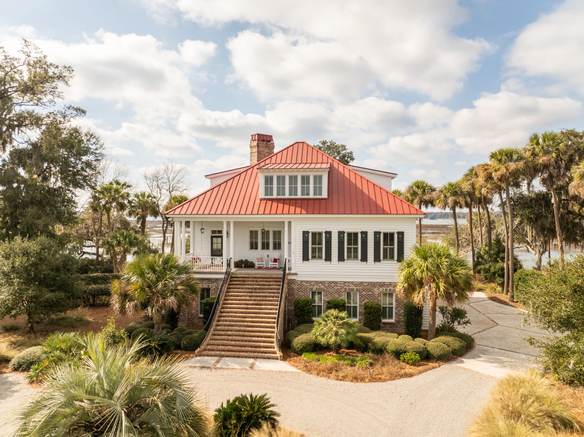 7 Defining Features of Lowcountry Architecture We Love