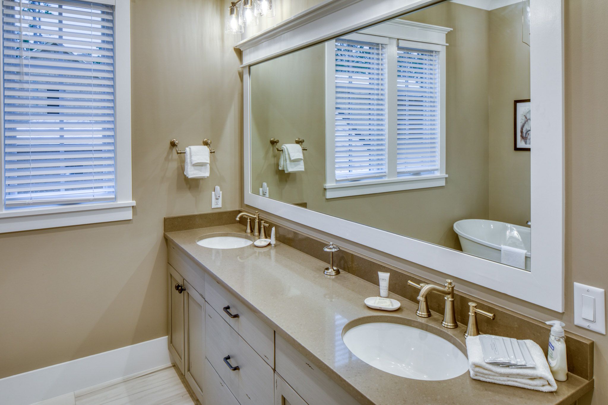 342CorleySt_870117Large