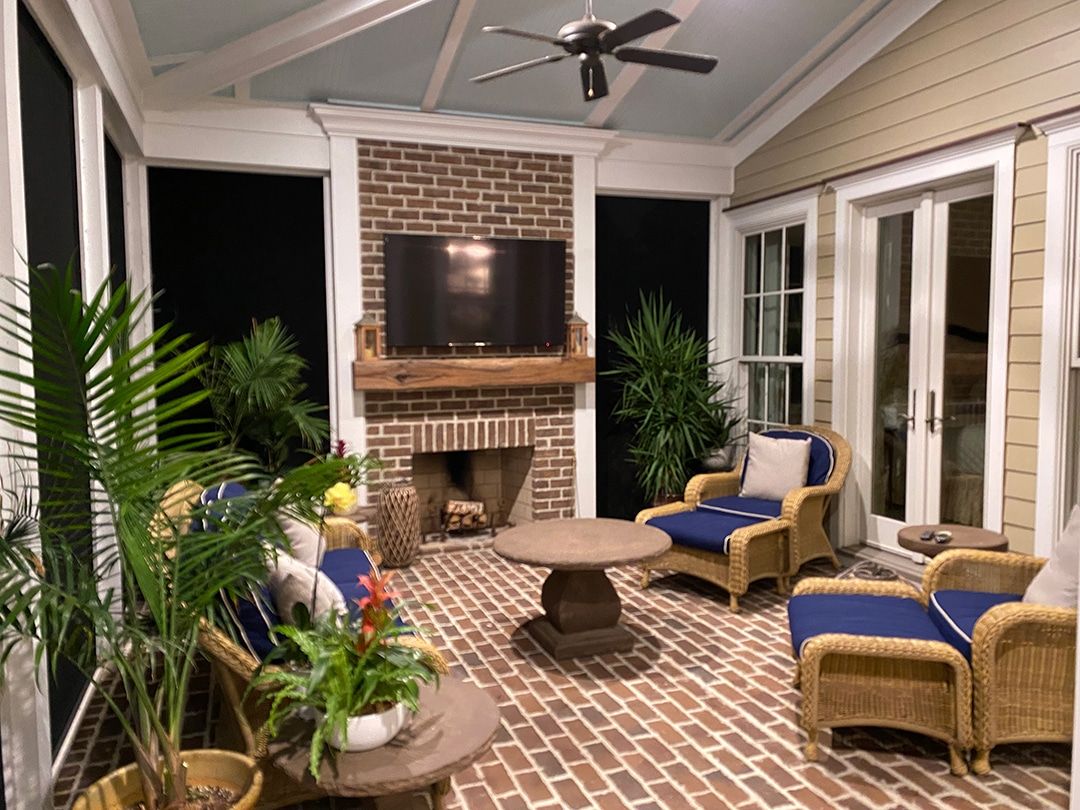 rear-screen-porch