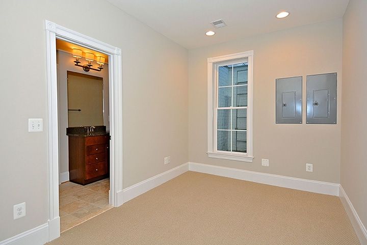 Print_Lower-Level-Bedroom_1