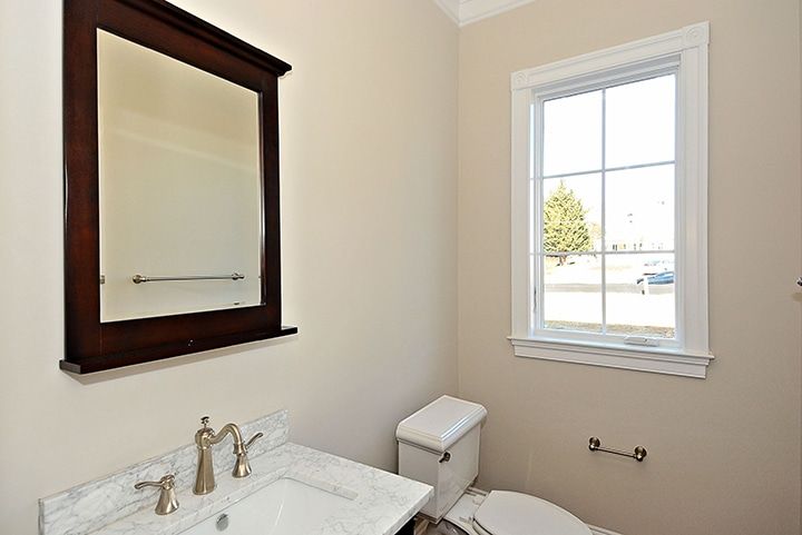 Print_Main-Level-Powder-Room