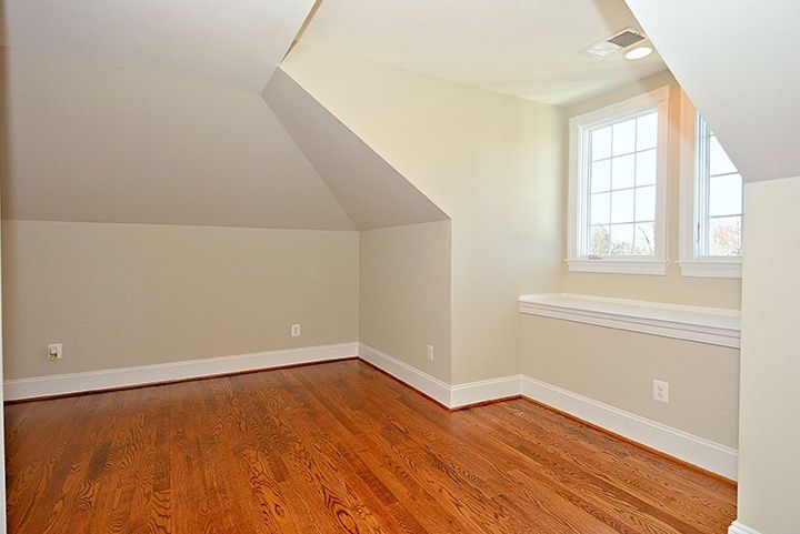 Print_Upper-Level-II-Bedroom_2