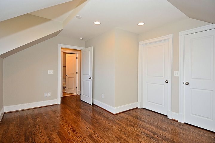 Print_Upper-Level-II-Bedroom_3