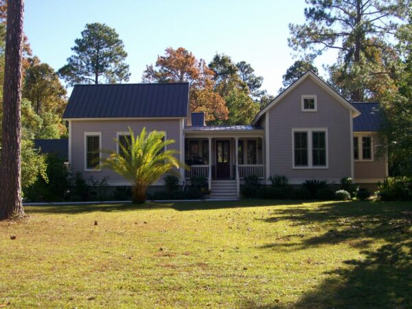 Distant Island House - Image 3