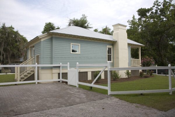 Beaufort River Cottage - Image 2