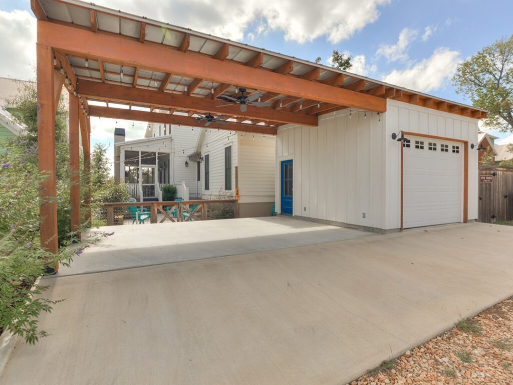 14314381-Dewey-IV-Variation-Ridgeline-Road-141