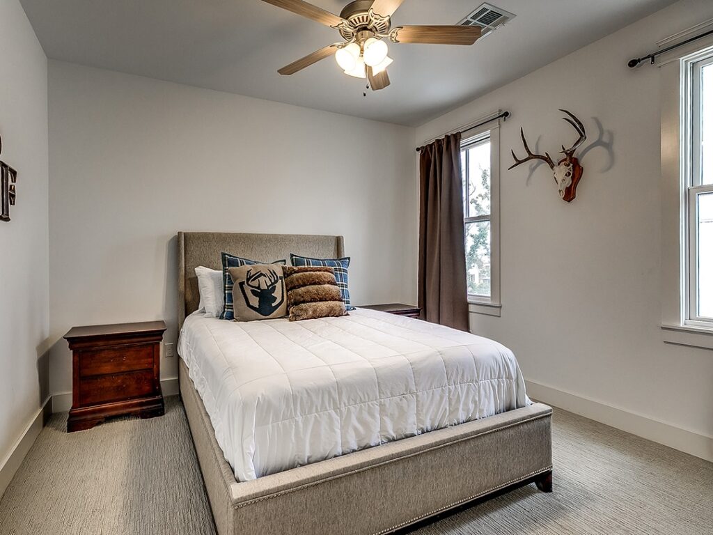 14314381-Dewey-IV-Variation-Ridgeline-Road-24