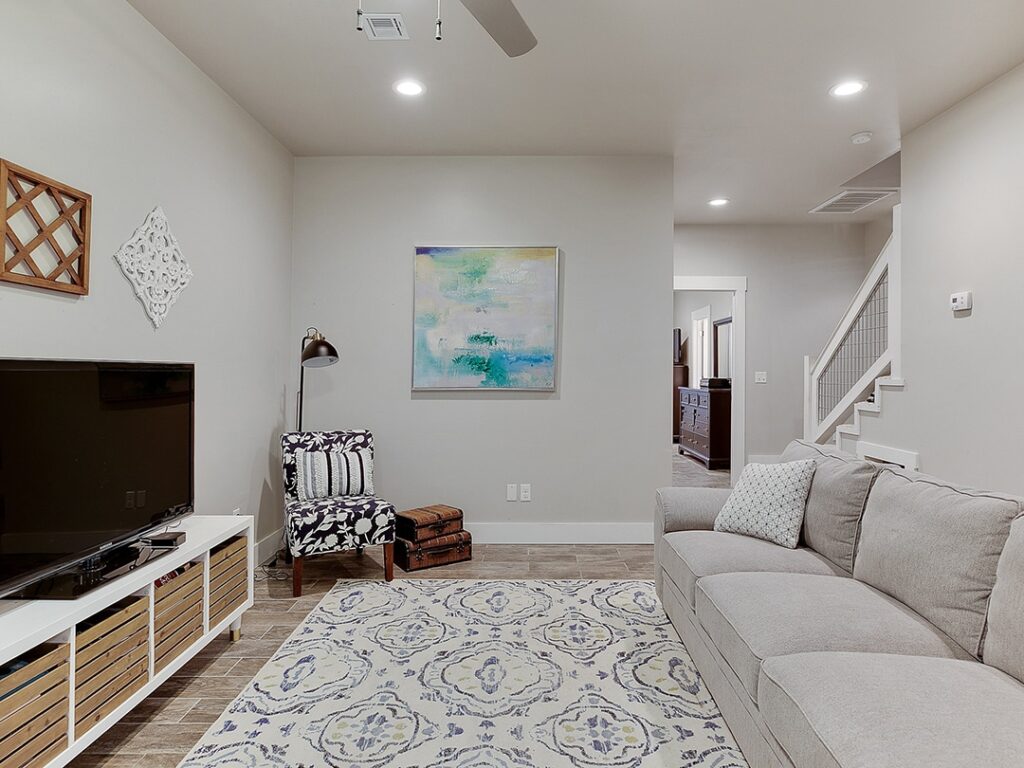 153210-Saluda-River-Cottage-E-27-Firefly-Ln-10