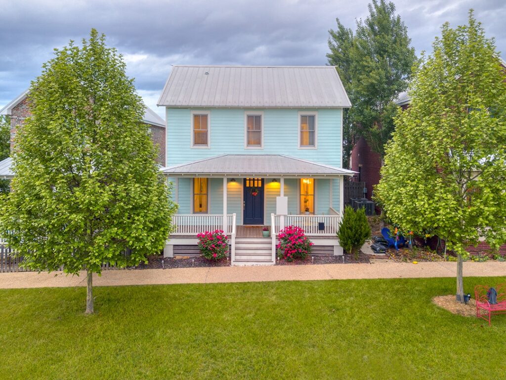 153210-Saluda-River-Cottage-E-27-Firefly-Ln-8