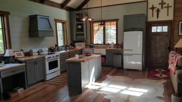 Whisper Creek Cottage - Image 26