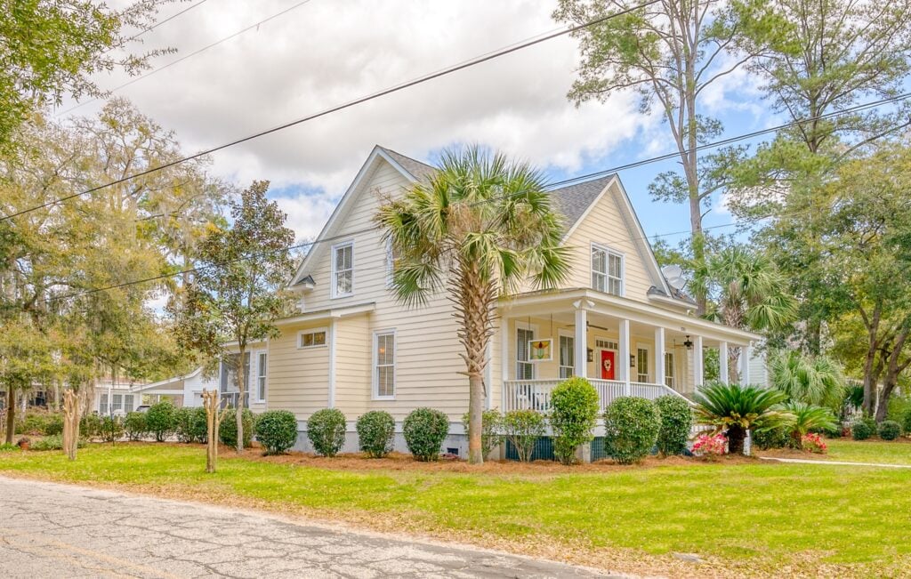 2311-Joyner-St-Oakspring-ext2