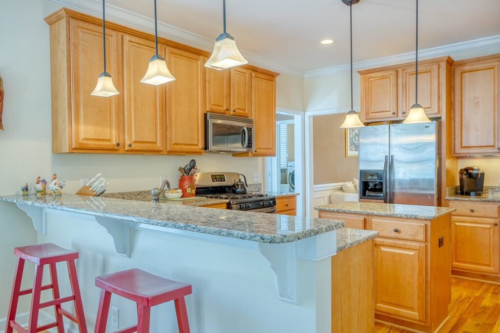 2311-Joyner-St-Oakspring-kitch