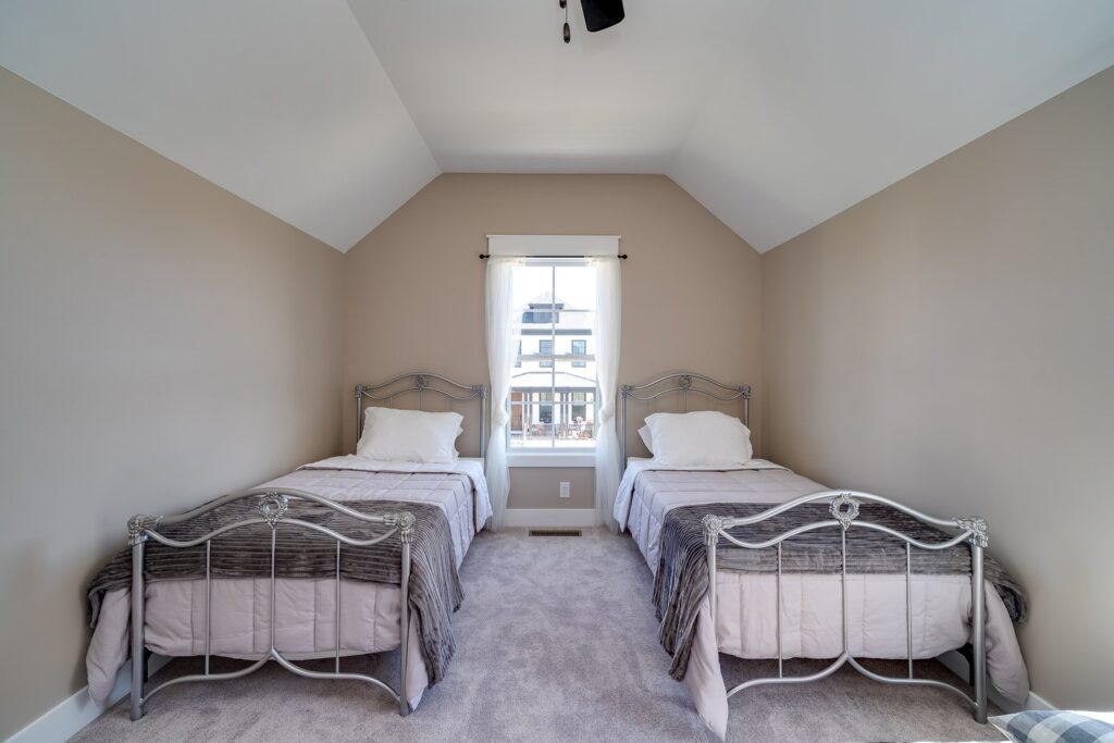 32_32DaytonHomePhoto-1