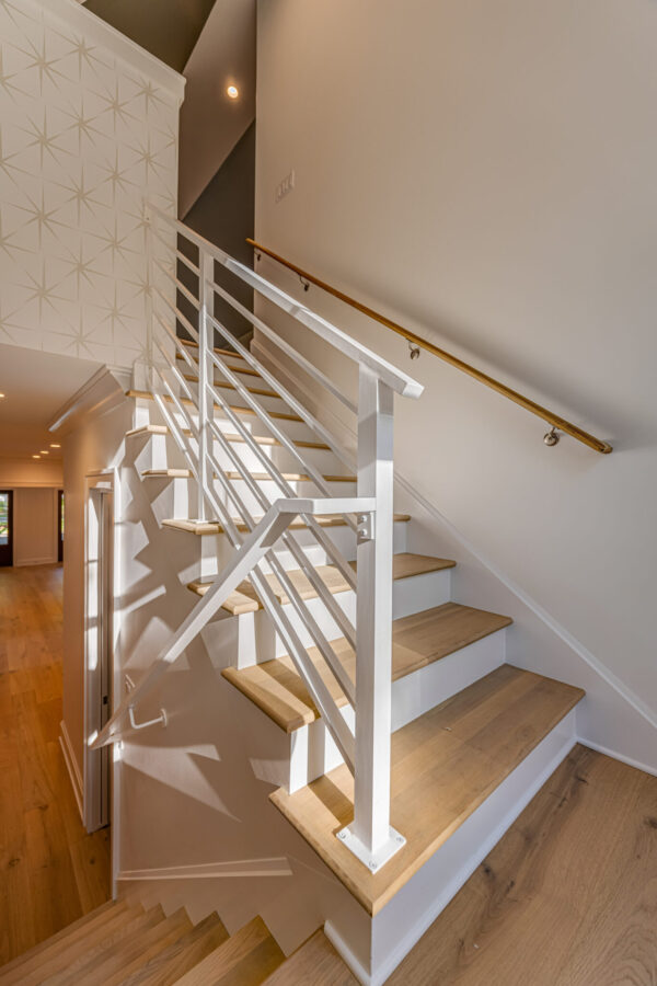 Holiday House (21310) - Image 28