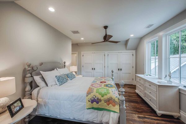 Crabtree Valley (17306) - Image 33