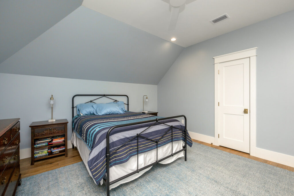 45-print-191-Morrison-AVe-38