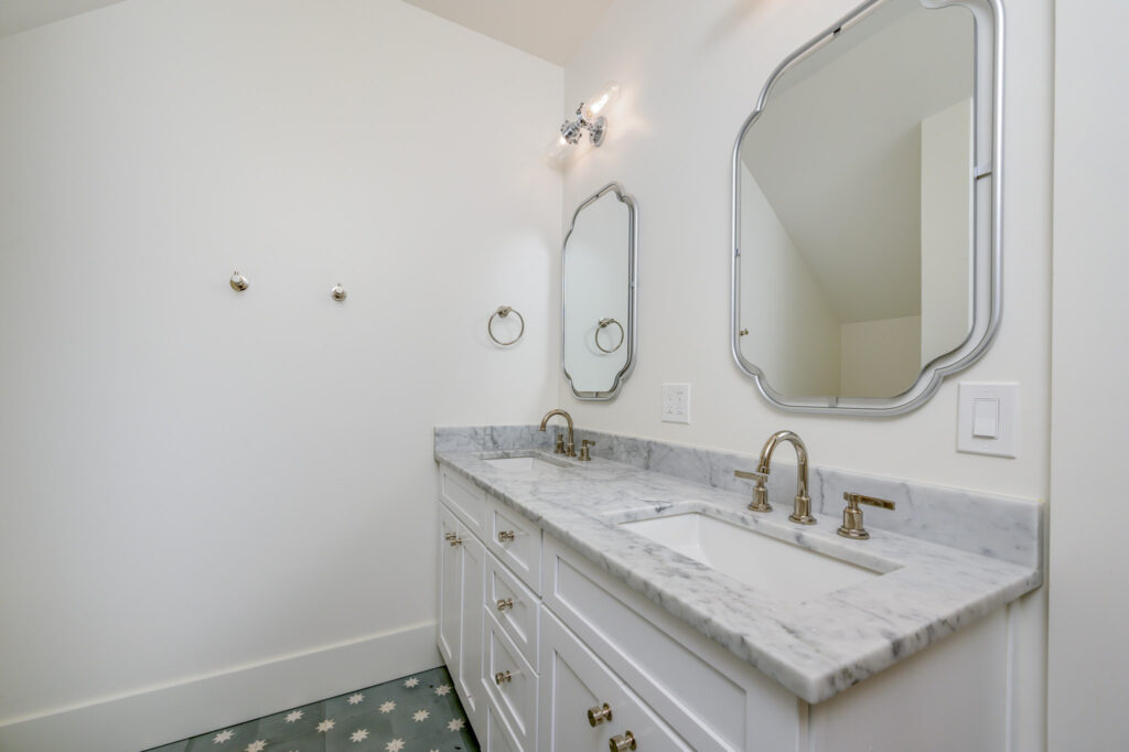 49-print-191-Morrison-AVe-42