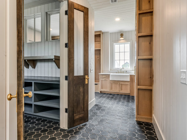 Cassatt Cottage (223168-1) - Image 30