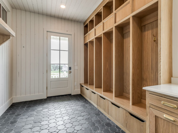 Cassatt Cottage (223168-1) - Image 33