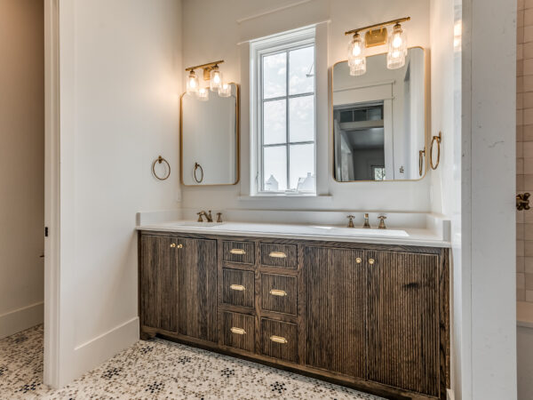 Cassatt Cottage (223168-1) - Image 38