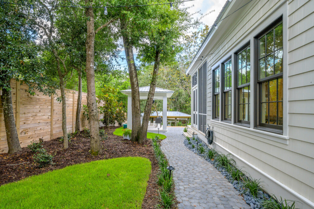 73-print-191-Morrison-AVe-66