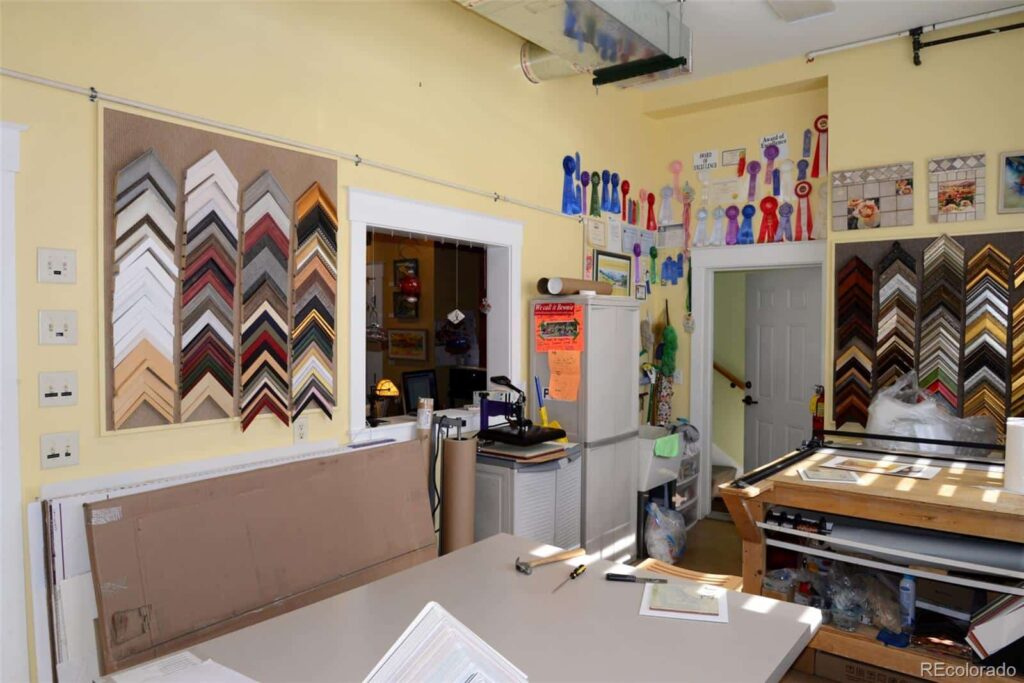 75_4328969_26_1614115256