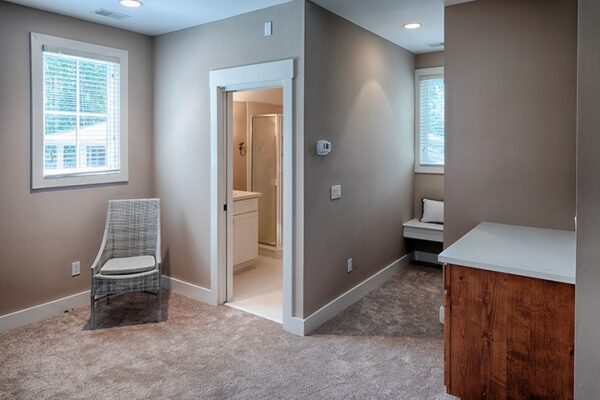 Shadowlawn (01394) - Image 33