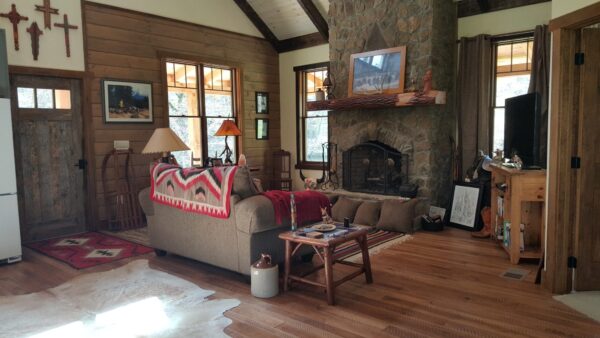 Whisper Creek Cottage - Image 25