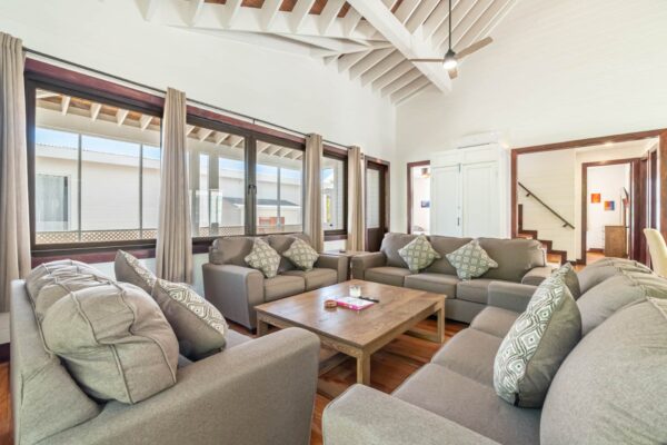 Outrigger (203176) - Image 7