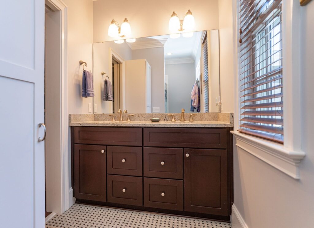 DSC00304-SMALL-scaled