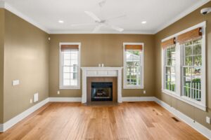 DSC00513-50-1-SMALL-scaled