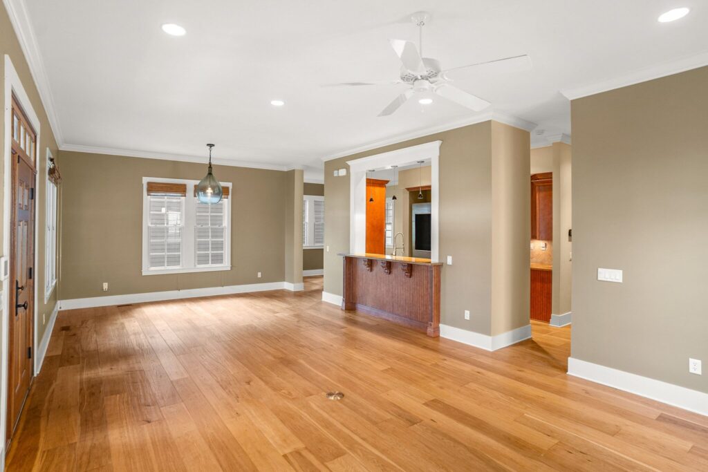 DSC00523-55-1-SMALL-scaled