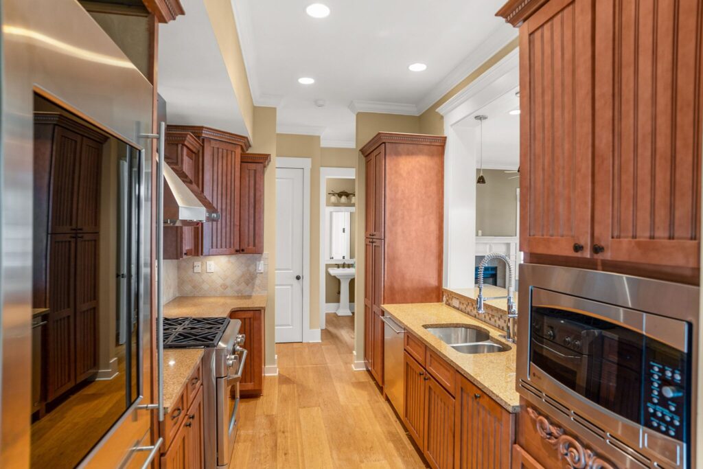 DSC00536-68-1-SMALL-scaled