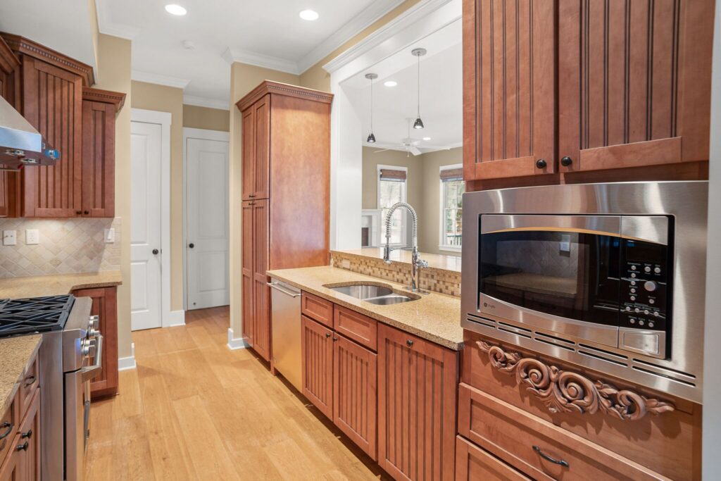 DSC00568-100-1-SMALL-scaled