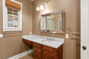 DSC00628-145-1-SMALL-scaled