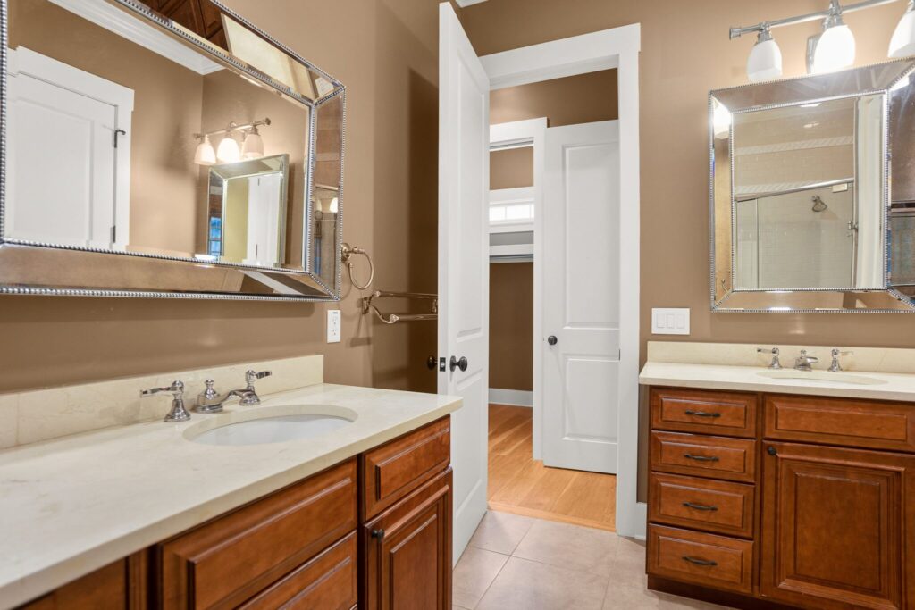 DSC00633-150-1-SMALL-scaled