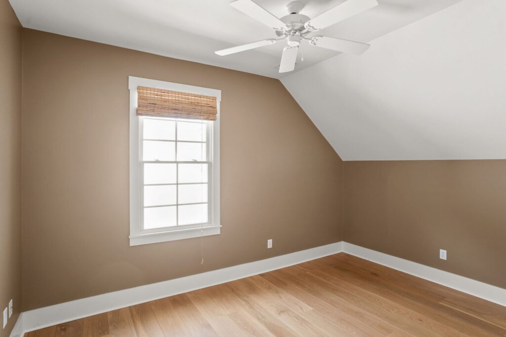 DSC00678-190-1-SMALL-scaled