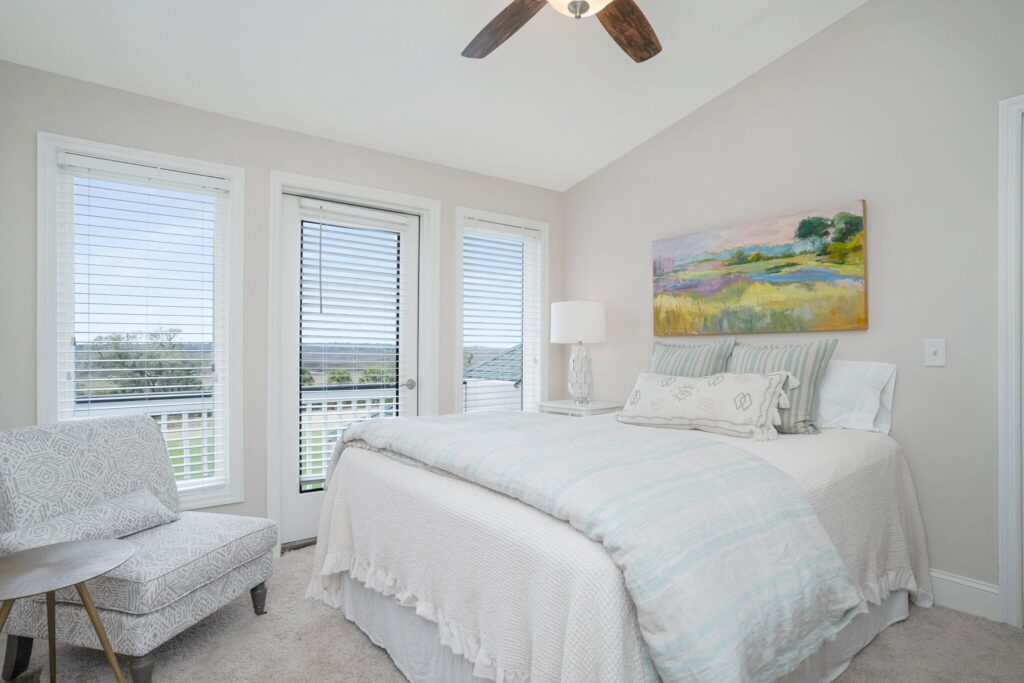 DSC01167-SMALL-scaled