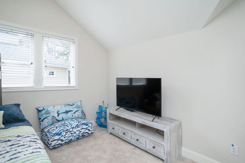 DSC01180-SMALL-scaled