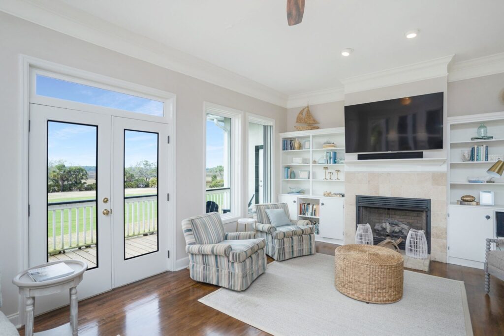 DSC01204-SMALL-scaled