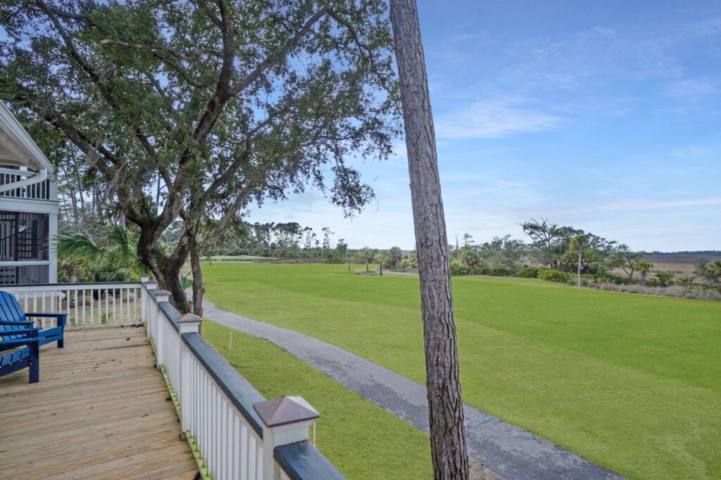 DSC01209-SMALL-scaled