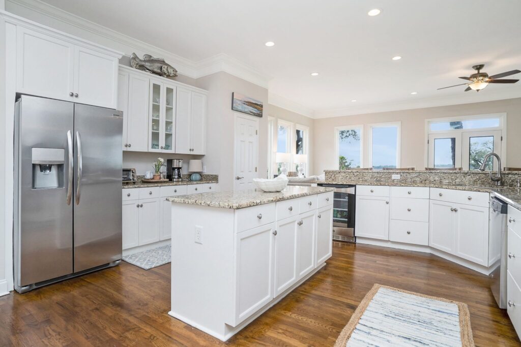 DSC01221-SMALL-scaled