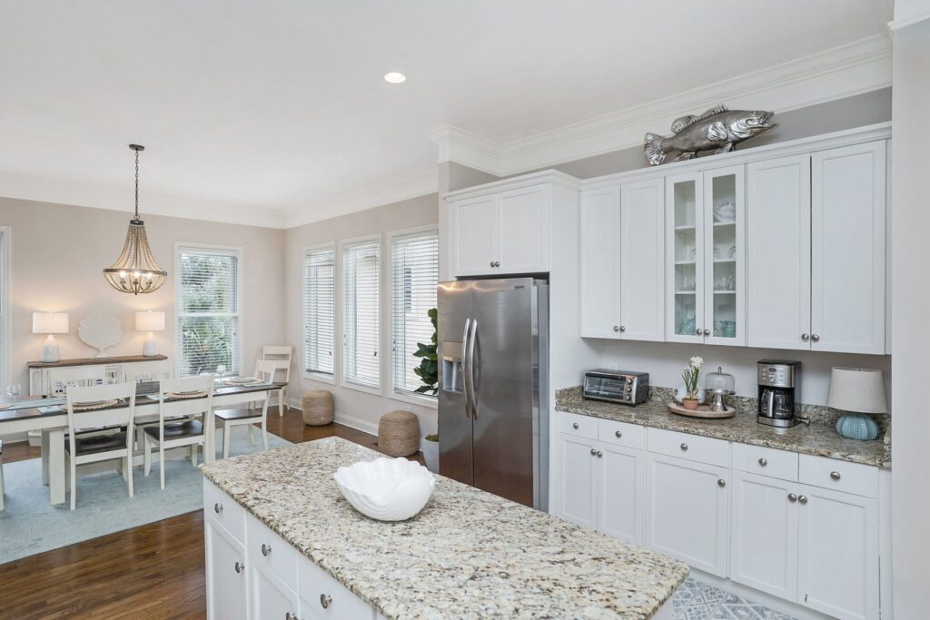 DSC01222-SMALL-scaled