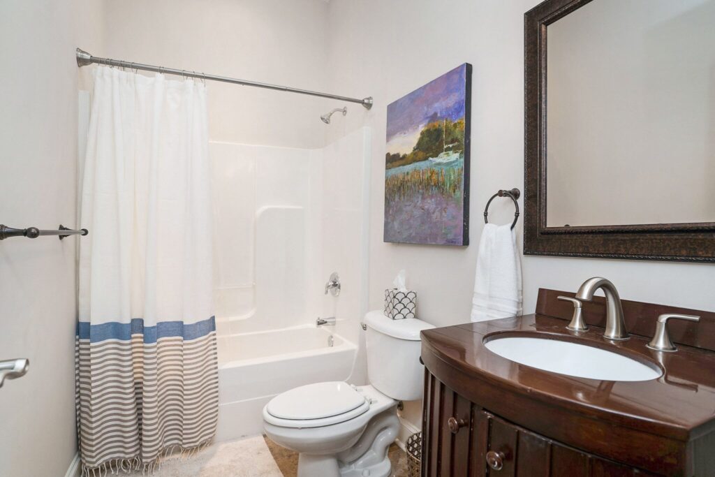 DSC01235-SMALL-scaled