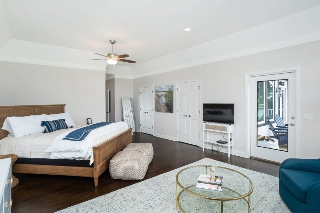 DSC01240-SMALL-scaled