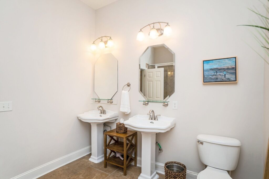 DSC01244-SMALL-scaled