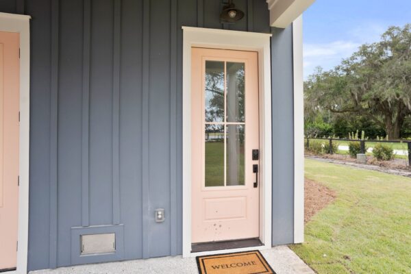 21352 Garage - Image 6
