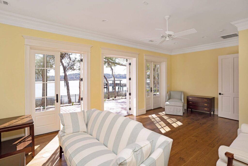 DSC01421-1-SMALL-scaled