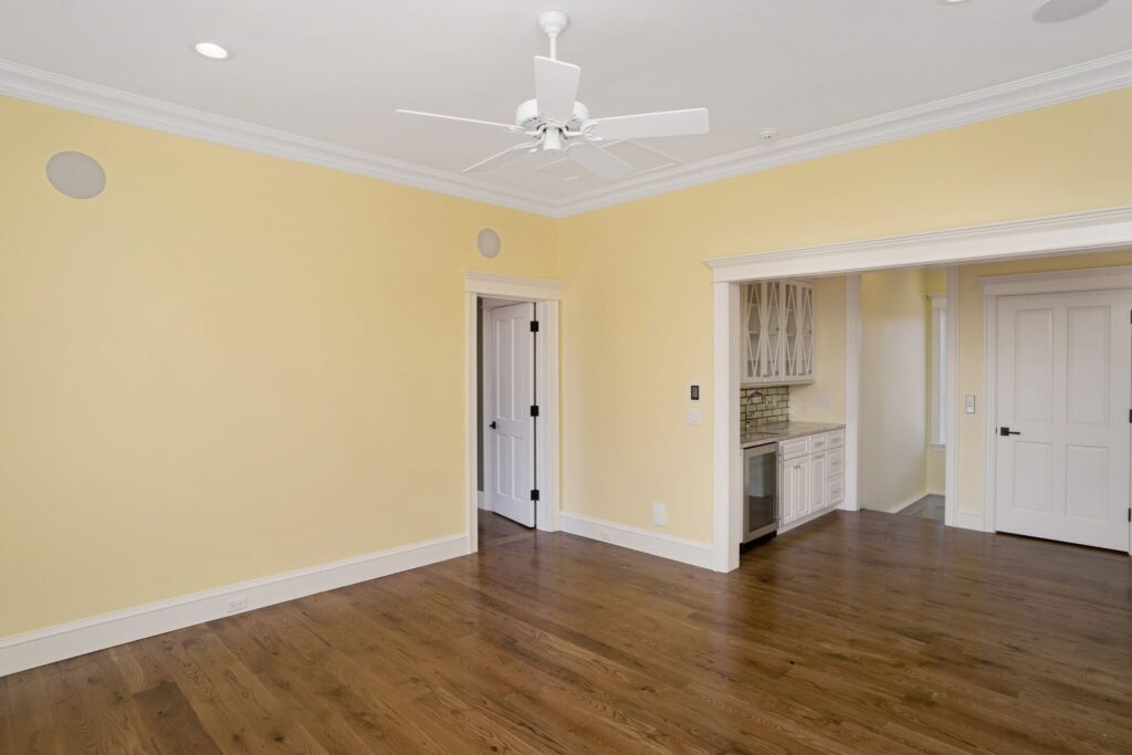 DSC01461-1-SMALL-scaled