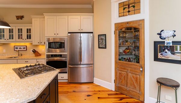 Coffee Bluff (10313) - Image 22